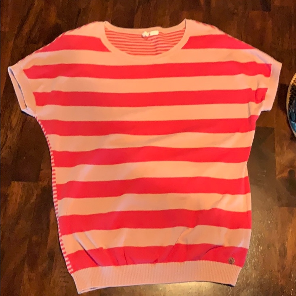 Levi’s tee